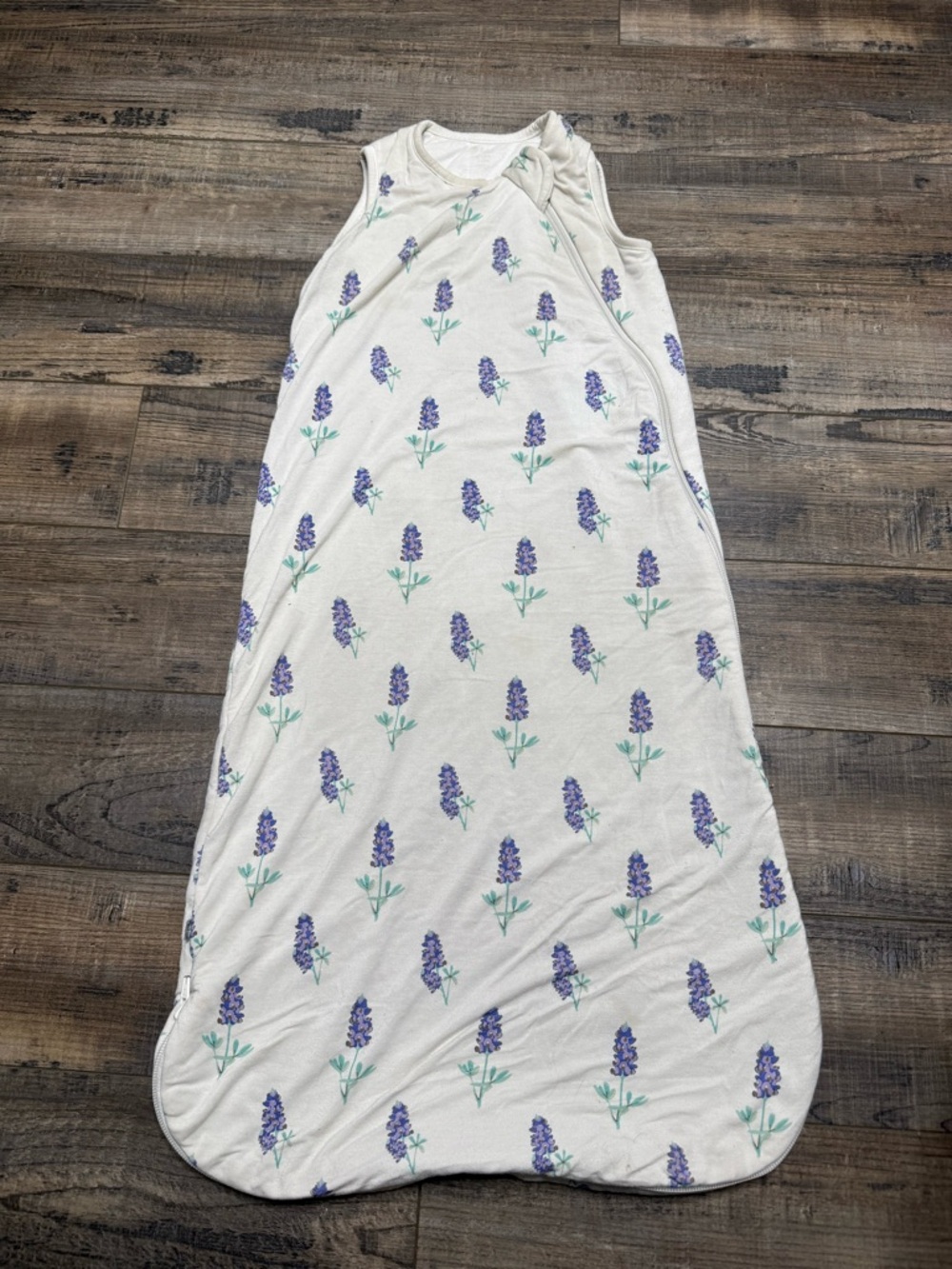 Kyte Baby Sleeveless White Baby Sleep Sack with Lavender Print 6-18 Months